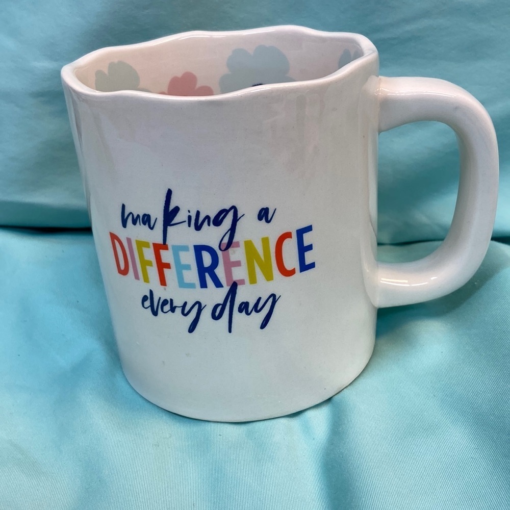 NWT Making A Difference Every Day XL Coffee Mug by Modern Expressions 20.6 oz